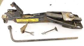 Oem 595436217898 1983 Regal Cutlass G Body Spare Tire Jack Lug Wrench Hold Down Mount 86 84