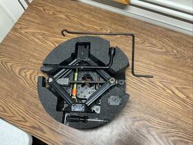 97035ag02a Oem 2010 2011 2012 2013 2014 Subaru Legacy Outback Spare Tire Jack Foam Tool Set