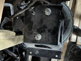 9oq5rl Oem Jeep Spare Tire Carrier Wheel Mount Holder Steel For Wrangler Tj 97-06 Lj 04-06