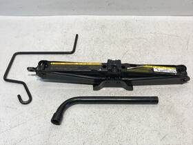 13255681 Pontiac 2007 Solstice Spare Tire Lug Wrench Nut Case Jack Tool Kit Oem