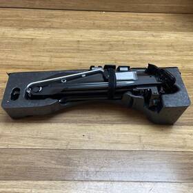 95b012109 Porsche 2015 - 2021 Macan Box Emergency Housing With Jack Oem
