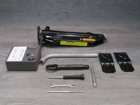 95b012615 Porsche 2015-2018 Macan Spare Tire Air Compressor Lift Jack Wrench Tool Kit Set