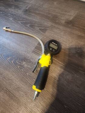 Tpgdl2000hv Snap On Digital Tire Inflator Yellow
