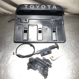 52177-89105 Toyota 1990 1995 4runner Swing Spare Tire Carrier Plate Bracket Latch Cable Oe