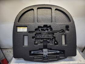 564.to1u24 Toyota Camry 2018-2024 Jack Tools And Foam Insert 1776101
