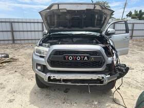 566.to1316 Toyota Tacoma 2016 Spare Wheel Carrier 104608475