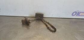 566.to1687 Toyota 1987 Pickup Spare Wheel Rim Carrier
