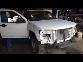 566.gm8f07 Used%20 Spare Tire Carrier Assembly Not Included Fits Colorado 2007 488