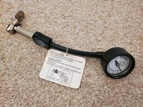 00027 Viair Car Tire Deflator With Built In Air Pressure Gauge Heavy Duty