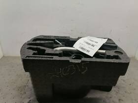 564.vw1o17 Volkswagen Jack And Tools Set Kit Fits 2017 Passat