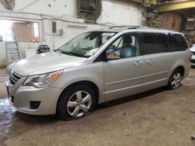 566.vw1409 Volkswagen Routan 2009 Spare Wheel Carrier 1330418
