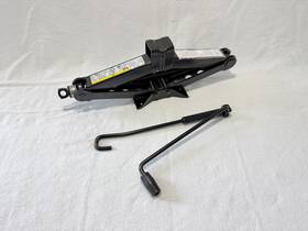 5qf011031 Volkswagen 2018 - 2024 Tiguan Spare Tire Emergency Jack Lifting Scissor Kit Oem