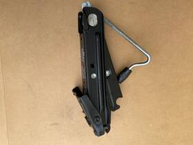 30647016 Volvo 2001-2009 S60 Xc70 V70 S80 Oem Jack