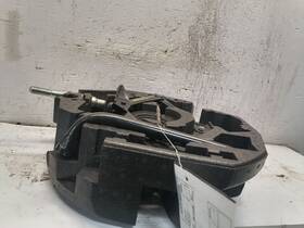 564.vo1x18 Volvo Xc90 2018 Jack And Tool Kit 1659138