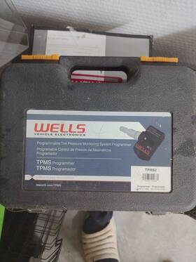 Tpms2 Wells Tpms Tire Sensor Programmable Service Kit