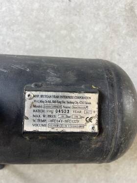 04623 Yaun Year Entetprise Tire Bead Steer 150 Psi. Works Great For Heavy Duty And Light Tires