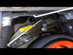 Cayenne 2013 Jack 336460 And Tools!. Fixed Price $90.00.