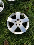2006-2008 Chevrolet Hhr Rim Wheel 17X6-1/2 5 Single Spoke Polished Opt QP2 Used. Fixed Price $90.00.