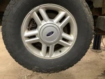 Wheel 17X7-1/2 Aluminum Open Spokes Fits 04-06 Expedition 350623. Fixed Price $75.15.