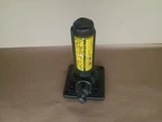 2001-2007 Toyota Sequoia Bottle Jack P/n 09111-0C031, Oem. Fixed Price $79.99.