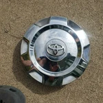 Toyota Tundra Wheel Center 4260B-0C060 14 15 16 17 18 19 20 Hubcap Chrome. Fixed Price $36.00.