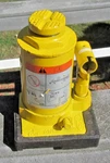 Ton Yellow Oem Ford DC34-17A Bottle Jack Assembly Retainer. Fixed Price $54.99.