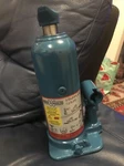 Mercedes Sprinter W906 3.0T Van Bottle Hydraulic Jack Only No Handle A9045800018. Fixed Price $114.28.