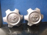 Toyota Tacoma 4260B-04040 Oem Center Caps Lug Metalic Gray Chrome Logo Nice. Fixed Price $9.99.