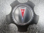 One (1) Oem 2008-2009 18" Pontiac G8 Black Center Caps 92203235 001 6637. Fixed Price $50.00.
