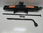 Infiniti QX60 2017 Jack 1540058. Fixed Price $105.00.