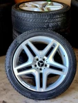 Set Of Factory Mercedes Benz 21 In Wheels Oem Amg GL550 GL450 1644017002 85108. Fixed Price $750.00.