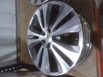 Wheel 20X7-1/2 Machined Face Gray Metallic Fits 19-22 Ascent 2130698. Fixed Price $201.89.