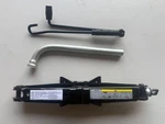 2019-2024 Audi Q3 Volkswagen Tiguan Spare Tire Floor Jack Tools 5QF011031C Oem. Fixed Price $85.00.