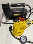 Smittybilt 2781 Air Compressor Portable Kit 12 Volt W/ Bag 5.65 Cfm 24' Hose. Fixed Price $200.00.