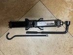 05-06-07-08-09-11-12-13-14-15-16-17 Honda Civic Scissor Spare Tire Jack, Tools. Fixed Price $49.99.
